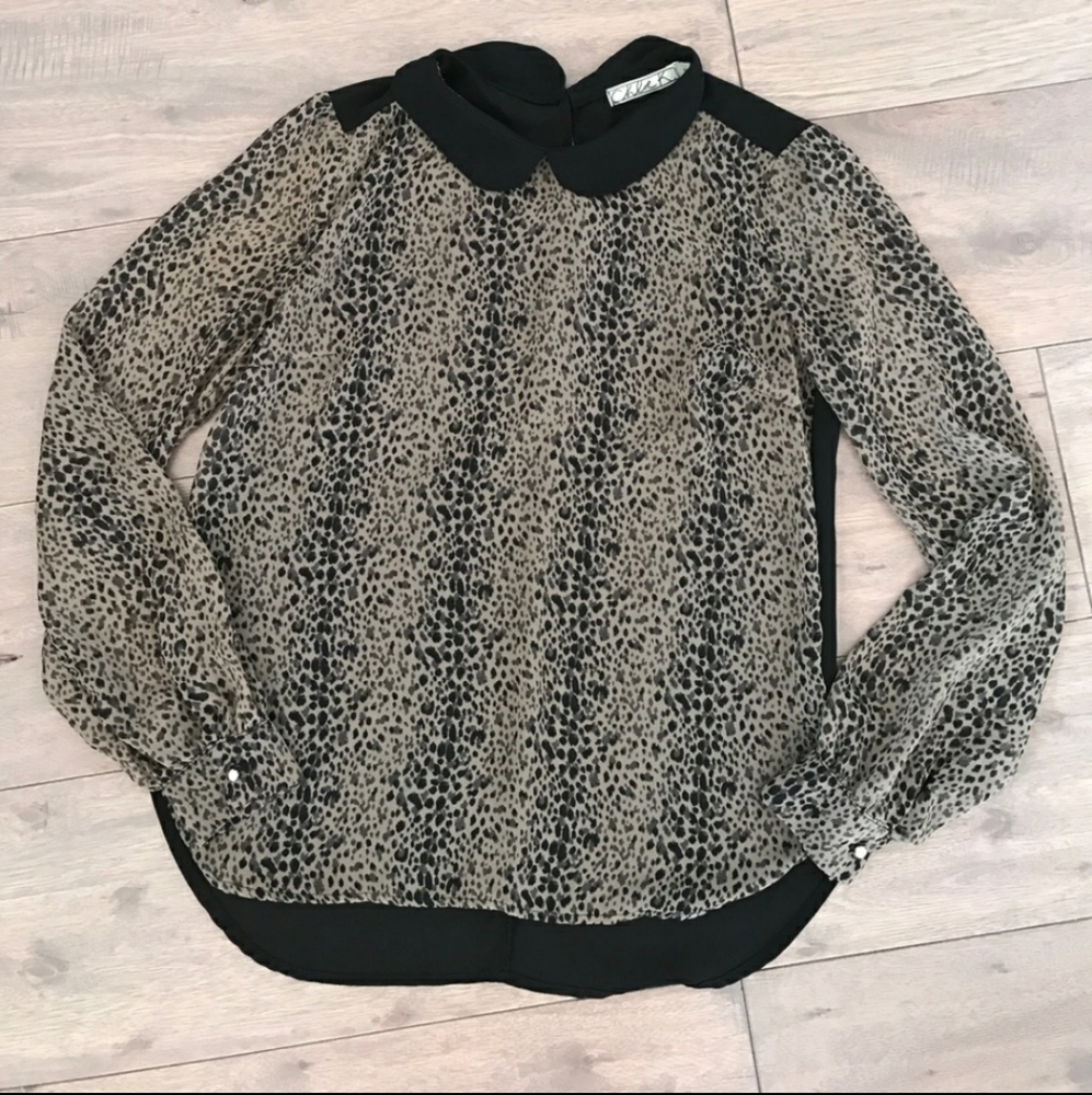 Leopard Pattern Blouse With Collar Small